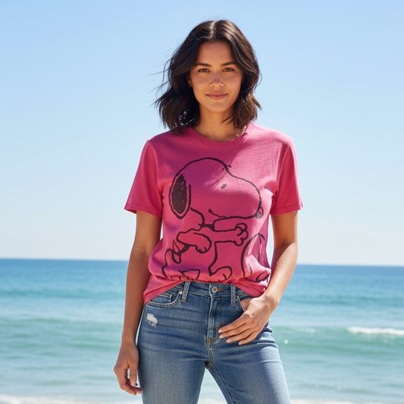 Levi's Tops - Levi & Peanuts Colab Pink Snoopy T-Shirt